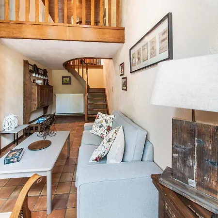 Cosy House In