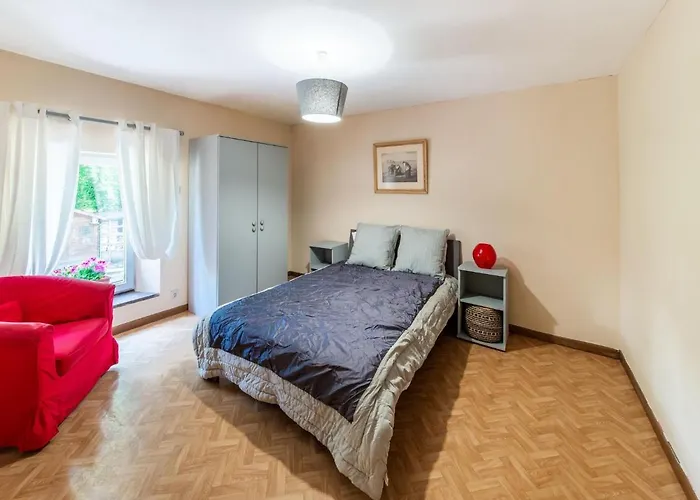 Vakantiehuis Cozy With Garden, Ennal