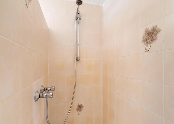 Cozy With Garden, Ennal Vakantiehuis *